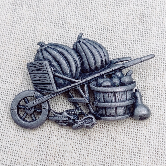 Vintage Danecraft Fall Pumpkin Brooch - Picture 1 of 4